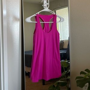 Lululemon workout tank